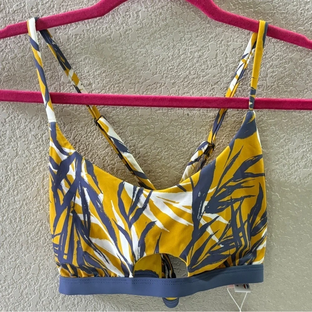 NWT Red Carter Amber Yellow & Gray Tropical Print Cross Back Bikini Top S